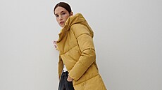 Péové kabáty jsou nedílnou souástí podzimních a zimních atník. Pro dámy,...