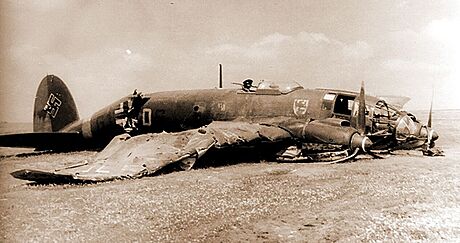 Ob prvního taranu ve Velké vlastenecké válce: Heinkel 111 bombardovací...