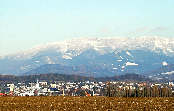 Pohled na Šumperk, město v podhůří Jeseníků.