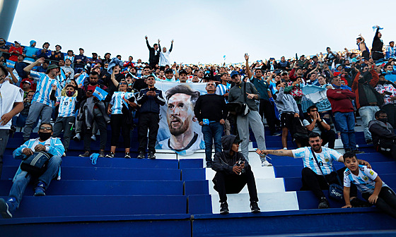 Argentintí fanouci s podobiznou Lionela Messiho