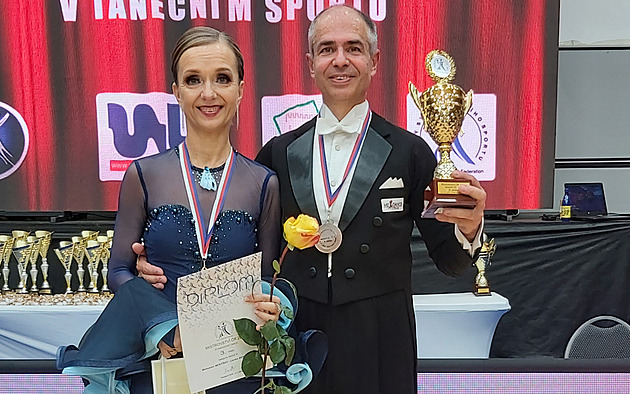 Manželé Benýškovi si splnili životní sen. Protančili se k nejvyšší třídě