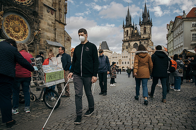 Nevidomým hlásí pražské MHD číslo i trasu linky, mají speciální ovladač