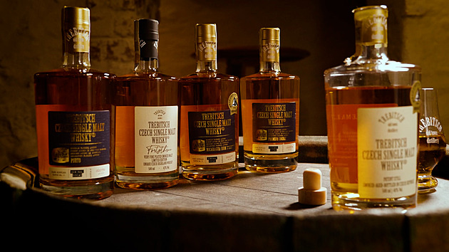 Krach investiční whisky. Soud poslal firmu do konkurzu, eviduje zatím přes 50 věřitelů a dluh deset milionů