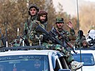 Vojenská pehlídka islamistického hnutí Tálibán v Kábulu (14. listopadu 2021)