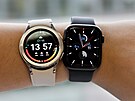 Samsung Galaxy Watch4 Classic a Apple Watch Series 7