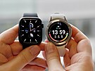 Samsung Galaxy Watch4 Classic a Apple Watch Series 7