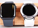 Samsung Galaxy Watch4 Classic a Apple Watch Series 7