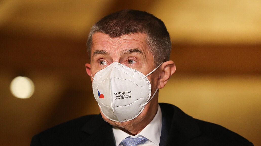 Andrej Babi� po náv�t�v� prezidenta Zemana v ÚVN (15. listopadu 2021)