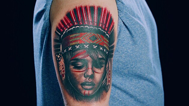 Pořad Tattoo Fixers Extreme dopřál Ianovi mnohem působivější obrázek na těle.
