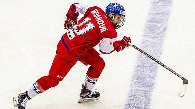 Kvalifikace hokejistek o postup na OH v Pekingu: Polsko - esko. esk tonice Karolna Erbanov.