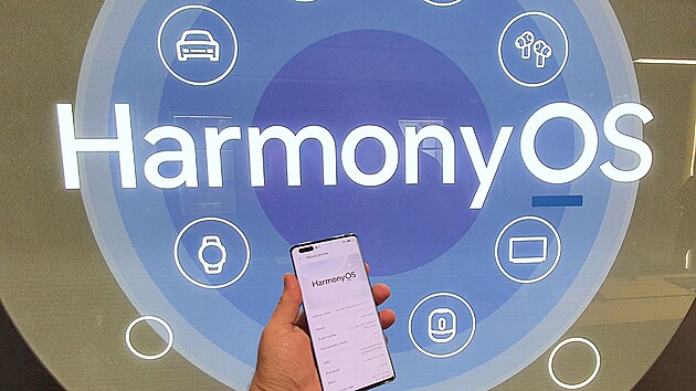 Laborato Huaweie Harmony OS ve Varav