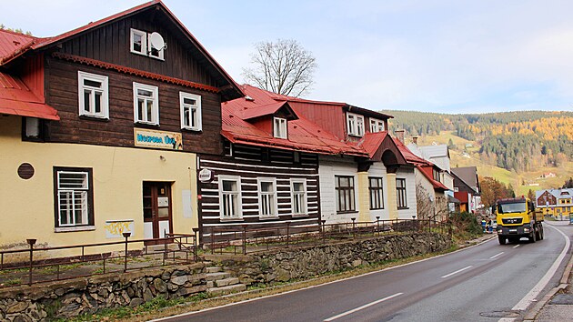 Domy ve Velk p, kter ek demolice. Na jejich mst maj vzniknout apartmnov domy.