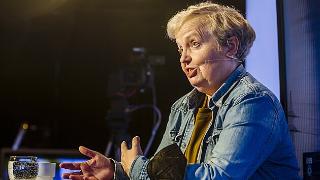 Hostem Rozst�elu je Dana Dr�bov�, p�edsedkyn� St�tn�ho ��adu pro jadernou bezpe�nost. (15. listopadu 2021)
