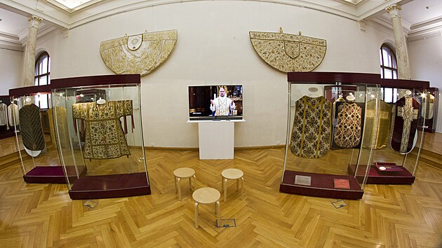 Vstavu knskch rouch vyvanch eskmi lechtinami pipravilo Zpadoesk muzeum v Plzni. (4. 11. 2021)