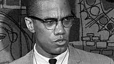 Malcolm X na snímku z bezna 1964 