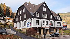 Domy ve Velké Úp, které eká demolice. Na jejich míst mají vzniknout...