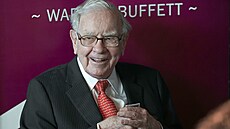 Warren Buffett hrající bridž.