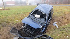 P�i nehod� osobního auta u Vranovic na P�íbramsku zem�el �idi�. (12.11.2021)