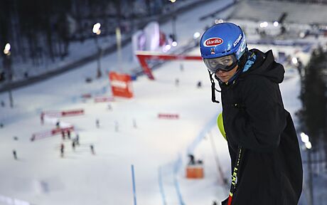 Mikaela Shiffrinová ped startem slalomu v Levi.