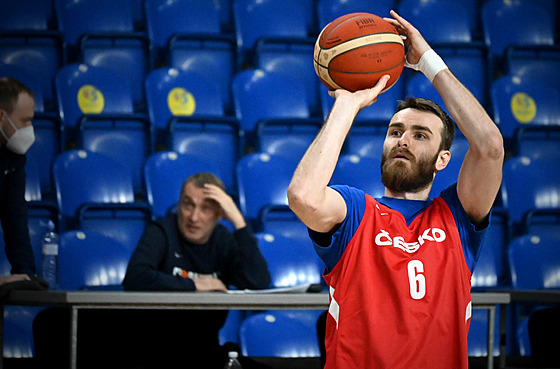 David Jelínek na steleckém tréninku basketbalové reprezentace