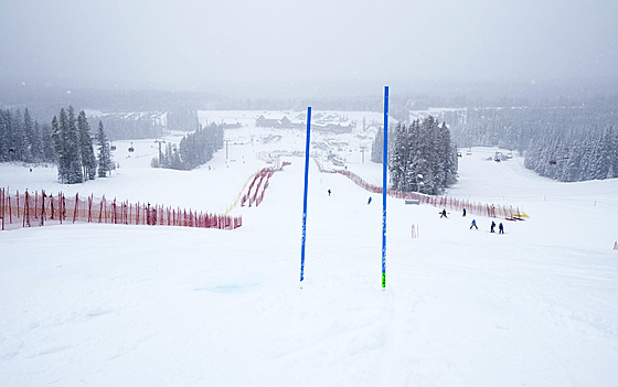 Sjezdovka v Lake Louise se v pátek ani v nedli závod Svtového poháru...