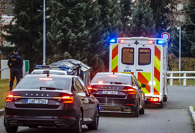 Zeman měl poruchu vědomí, odtajnila zpráva z nemocnice. Jen usnul, tvrdí Mynář