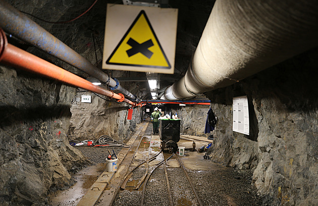 O krok blíž k úložišti. Geologové vyrazili do vesnic bez jejich souhlasu