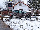 Dopravn nehodu osobnho vozidla s motorovou lokomotivou v obci Kardaova...