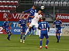 Hrái SK SIGMA Olomouc a FC Hradec Králové pi utkání v rámci 15. kola...