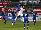 Hri SK SIGMA Olomouc a FC Hradec Krlov pi utkn v rmci 15. kola...