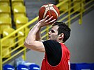 Jaromír Bohaík na tréninku eských basketbalist