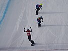 Snowboardcrossaka Eva Samková vítzí na trati v ínském Secret Garden