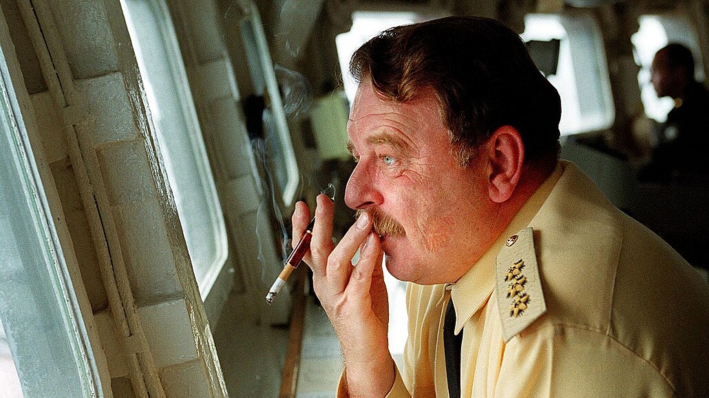 Velitel ruské Severní flotily admirál Vjaeslav Popov (24. íjna 2000)