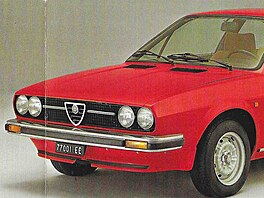 Pvodn proveden krsnho kup Alfa Romeo Alfasud Sprint z roku 1976