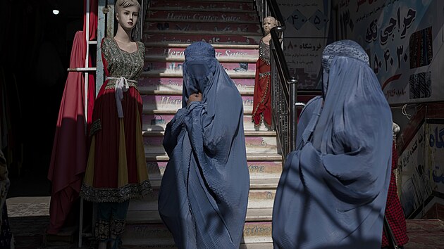 Afghánské ženy v Herátu (22. listopadu 2021)