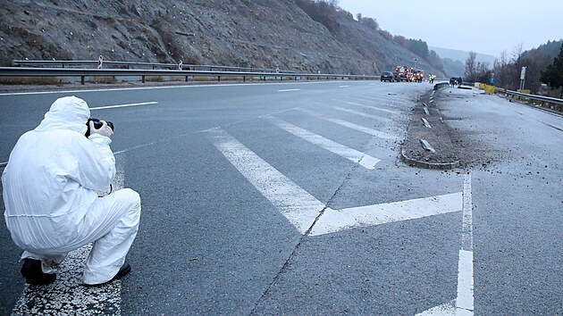 Nehodu autobusu na jihozpad Bulharska peilo pouze 7 lid, dv eny a pt mu. (23. listopadu 2021)