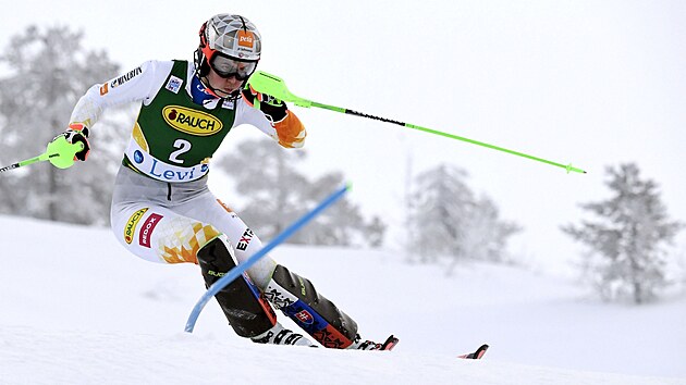 Petra Vlhov ve slalomu v Levi.