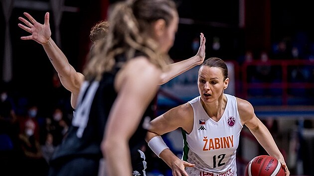 Anna Jurenkov ze abin Brno to v zpase s London Lions.