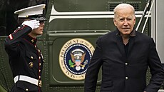 Americký prezident Joe Biden po příletu do Bílého domu (21. listopadu 2021)