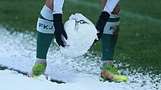 Fotbal na sn�hu