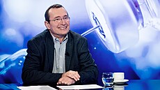 Úterním hostem poadu Rozstel Vladimíra Vokála je mikrobiolog a autor petice...