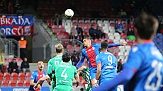 Momentka ze zápasu FC Viktoria Plze - Bohemians 1905.