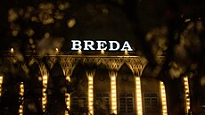 Památkov chránná, ale zchátralá Breda v centru Opavy po 17 letech opt záí....