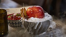 Zážitkový dezert „Otrávené jablko“ od šéfkuchaře Přemka Forejta.