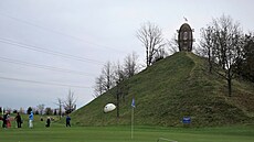 ocelovo-d�ev�ná konstrukce v�elína v Hostiva�i