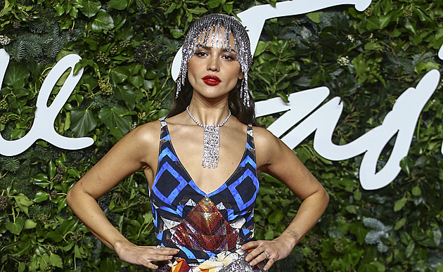 Eiza Gonzalezová ukazuje světu dokonalost bez příkras