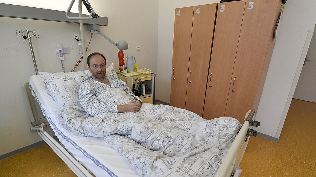 Čtyřicetiletý Petr Valenta je pacientem rehabilitačního oddělení Městské...