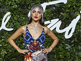 Eiza Gonzalezová na Fashion Awards (Londýn, 29. listopadu 2021)