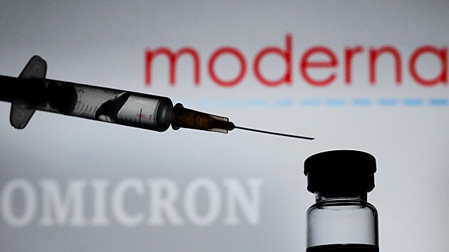 Šéf americké farmaceutické společnosti Moderna Stéphane Bancel varuje, že nynější vakcíny proti covidu budou méně účinný proti variantě omikron. (29. listopadu 2021)