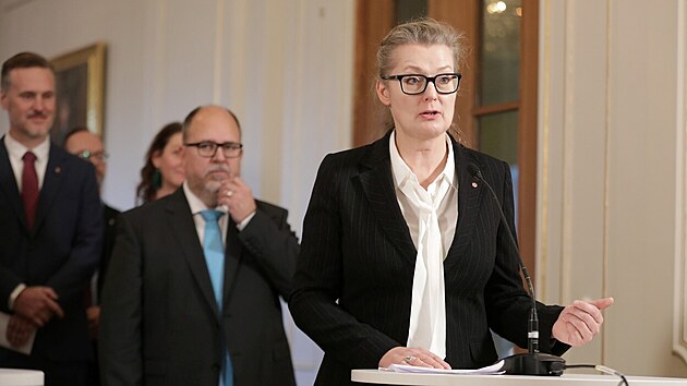 Nov vdsk ministryn kolstv Lina Axelssonov Kihlblomov (30. listopadu 2021)